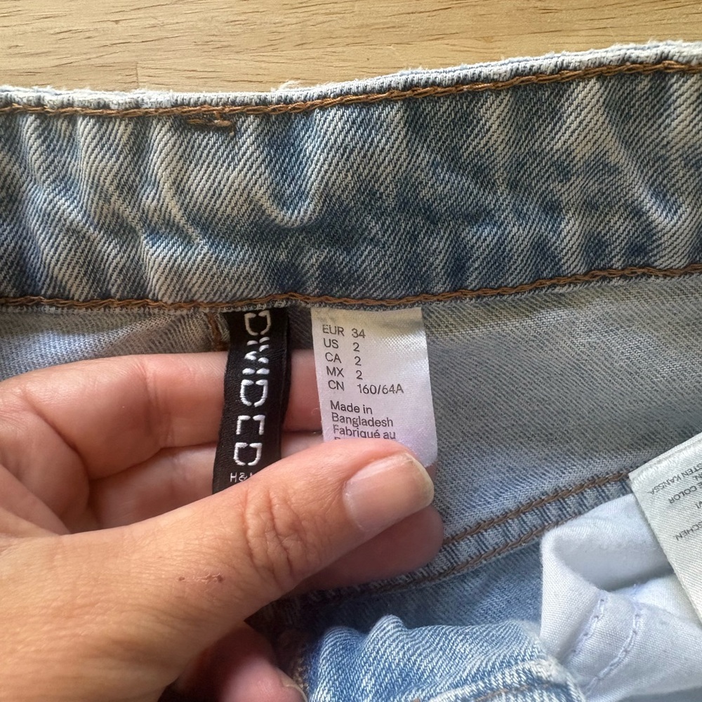 Sale! Divided Light Blue Flare & Wide Leg Jeans, distressed style. Sz 2 - Picture 6 of 11